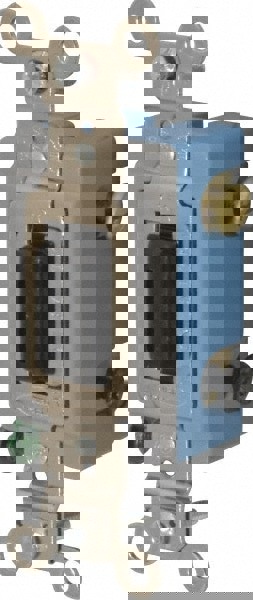 3 Pole, 120 to 277 VAC, 15 Amp, Industrial Grade Key Lock Three Way Switch